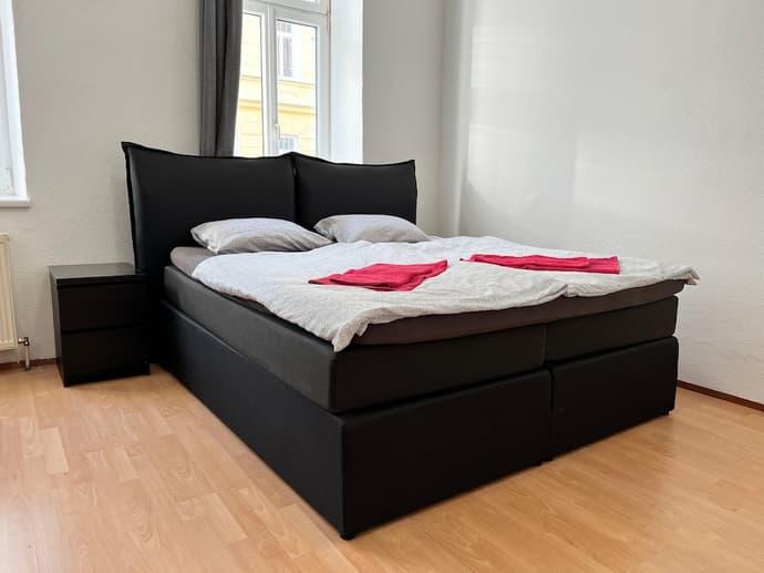 Affordable 3BR shared Apt. near Meidling, Primary image