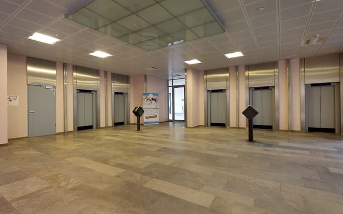 Trip Inn Hotel Frankfurt-Heusenstamm, Interior entrance