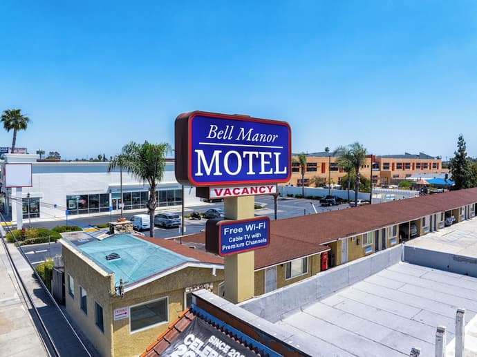 Bell Manor Motel, Primary image