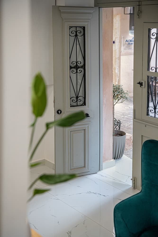 Porto Vecchio, Reception