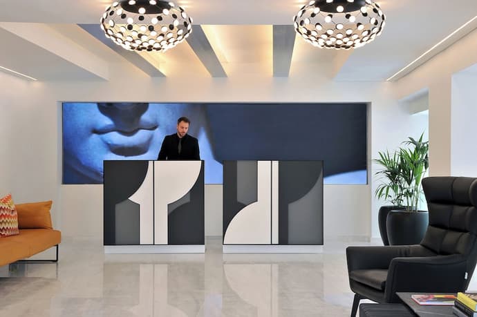 The Athenaeum Luxury Hotel, Primary image