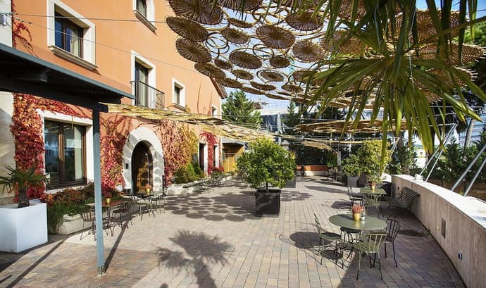 Qgat Suites & Events, Primary image