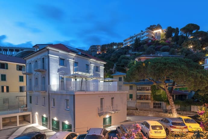 Villa Cadiz Apartments Varazze, Primary image