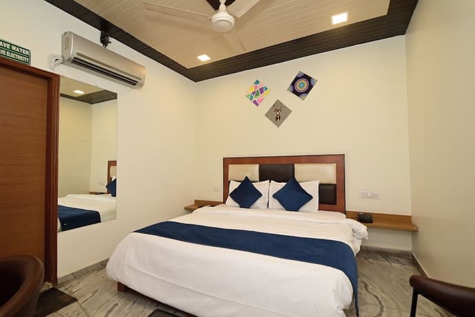 Hotel Paradise Continental, Primary image