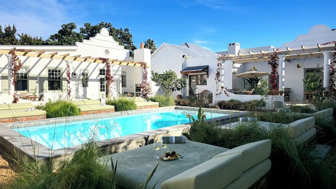 The Grand Hotel Robertson, Primary image