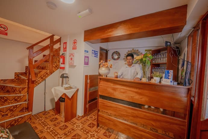 DANNA INN, Reception