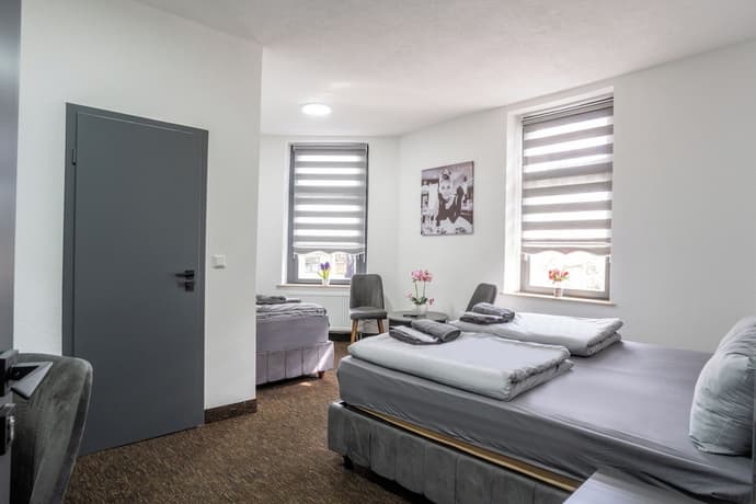 Duisburger Hostel, Room