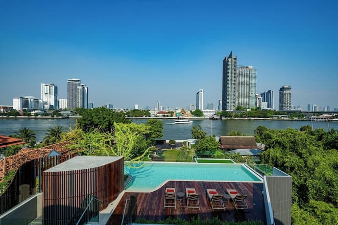 We Hotel Riverfront, Primary image