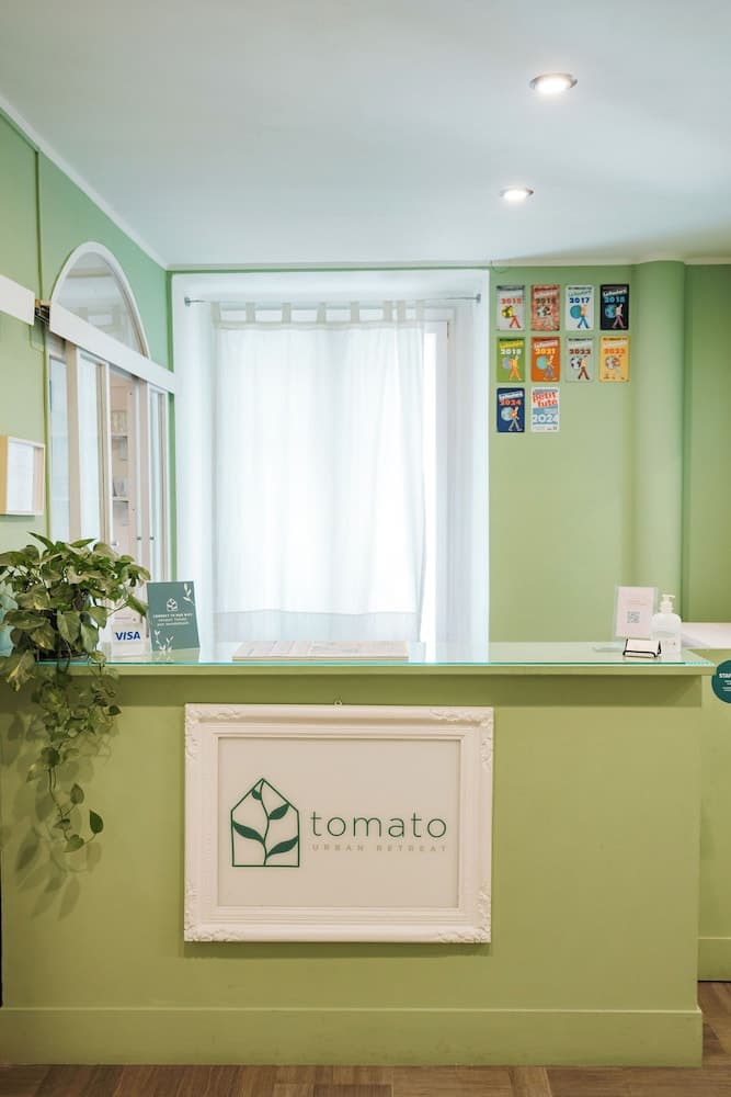 Tomato Urban Retreat, Reception