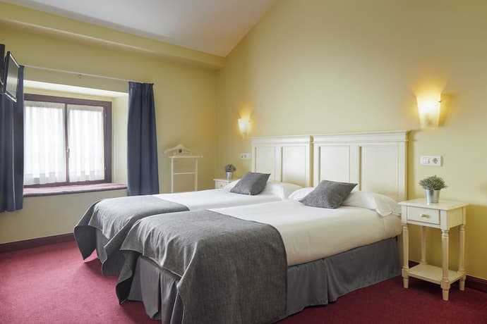 Iraipe Ongi Hotel, Primary image