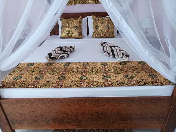 Zanzicrown Hotel, Room