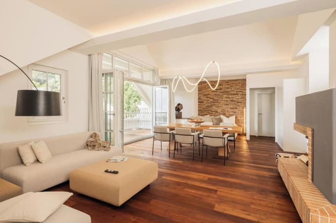 das zellersee, Primary image