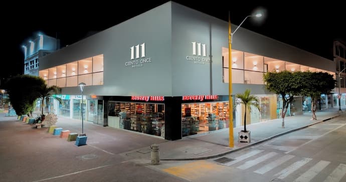 Hotels 111, Primary image