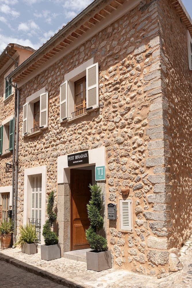 Petit Biniaraix, Primary image