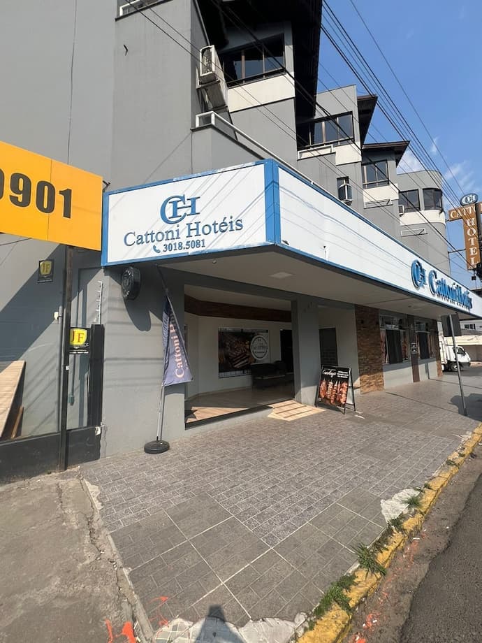 Cattoni Hotel, Primary image