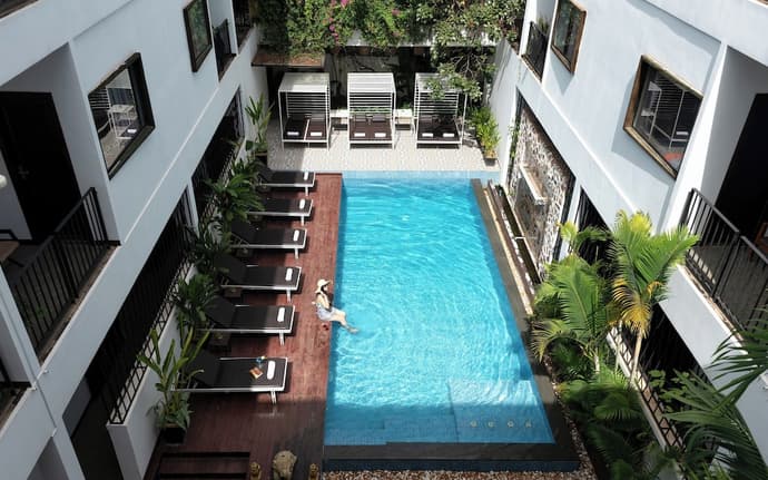 The Calm Oasis, Primary image