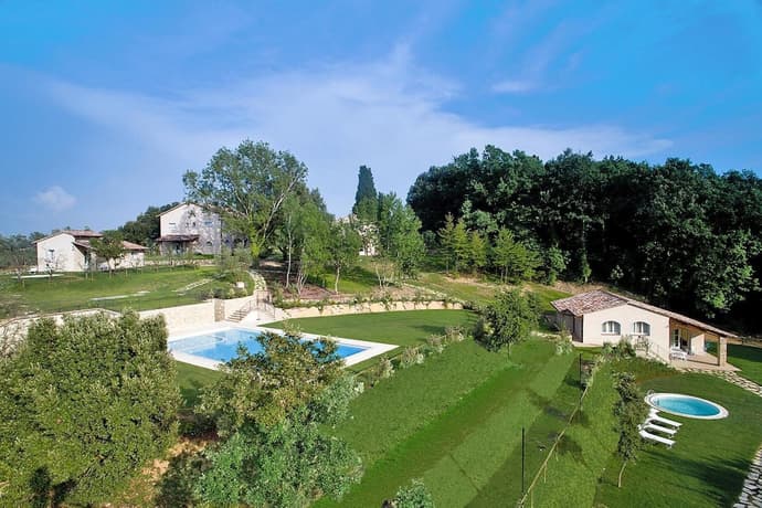 Apartment in Tuscany With Pool & Golf, Primary image