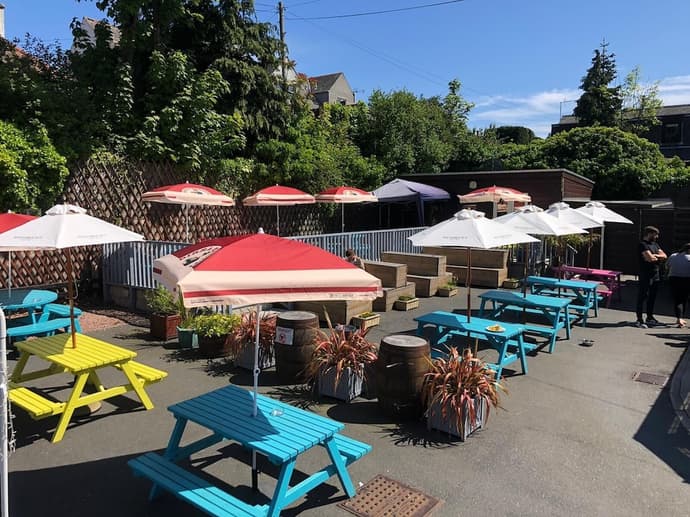 Inn At The Park, Primary image