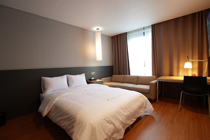 141 Mini Hotel, Primary image