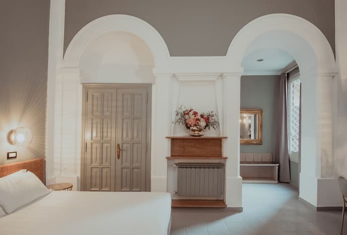 Hotel Marisa, Primary image