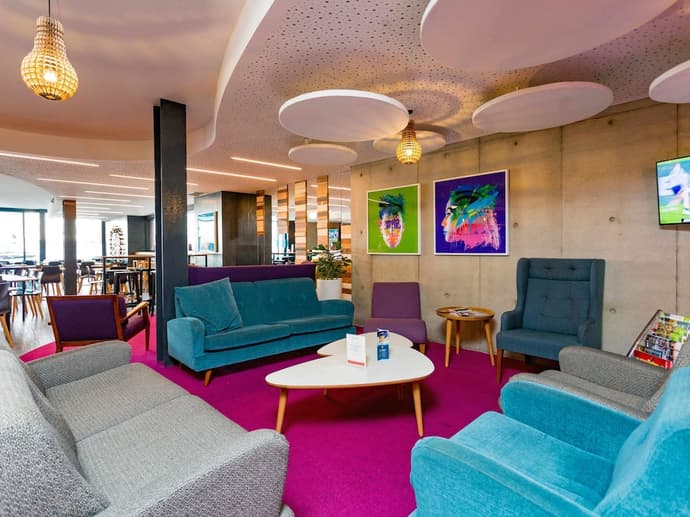 BreakFree on Cashel Christchurch, Primary image