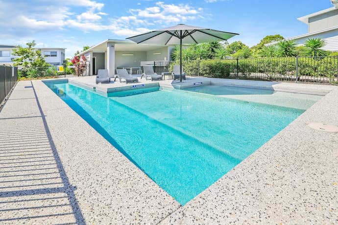 Direct Collective - Breeze on Brightwater, Primary image