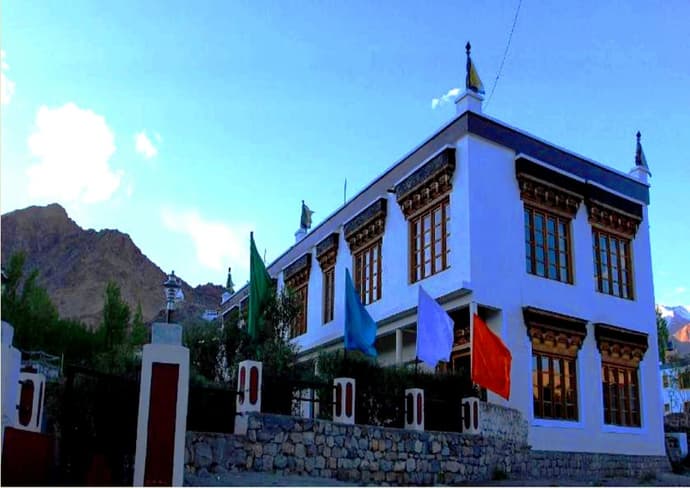 TIH Hotel Mahay Palace, Primary image
