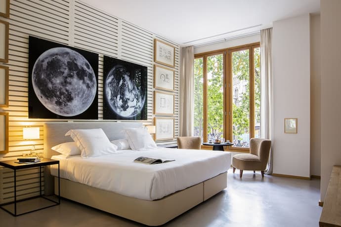 Margot House, Primary image