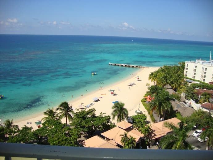 Ocean Suite Beach Front at Mobay Club, Primary image