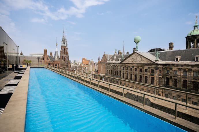 W Amsterdam, Primary image