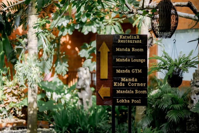 Fourteen Roses Boutique Hotel Legian, Reception