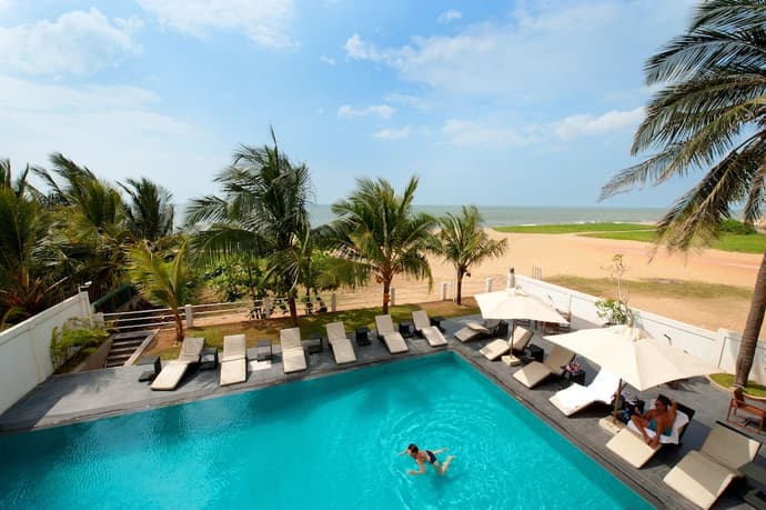 The Beach Apartments, Primary image