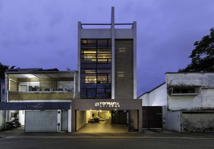 Rockwell Colombo, Primary image