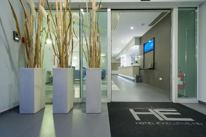 Hotel Executive Inn, Primary image