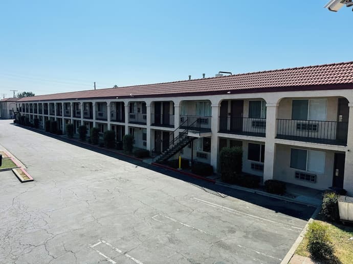 Casa Blanca Hotel & Suites Azusa, Primary image