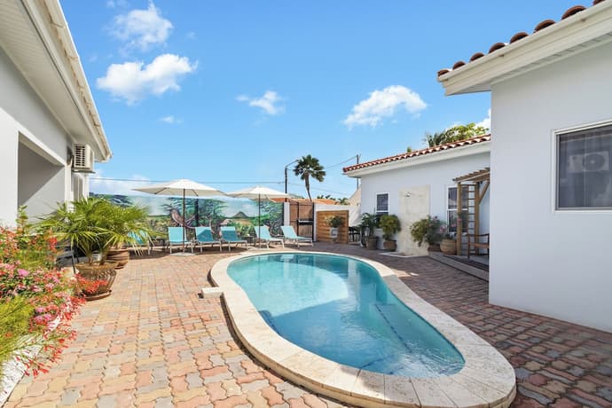 Little Paradise #3 - Shoco, Primary image