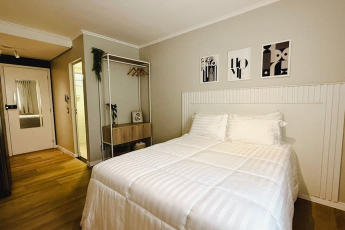 Studios Mood Martiniano, Primary image