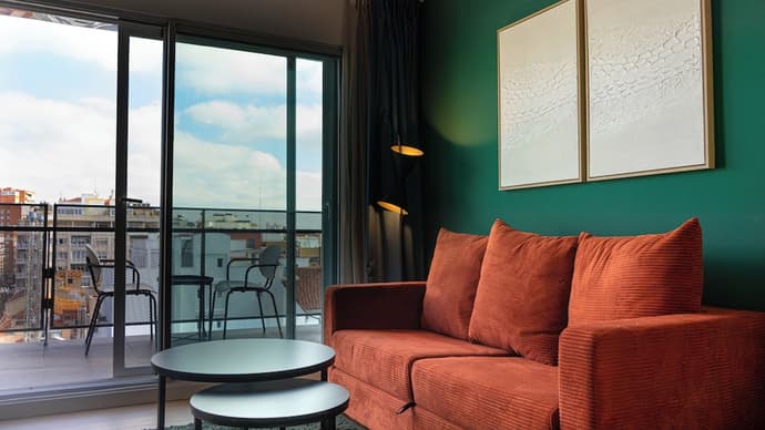 Be Mate Trafalgar, Primary image