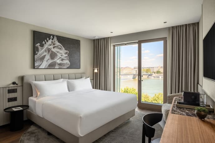 Leon Hotel & Lounge, Primary image