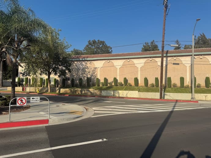 All 8 Motel, Primary image