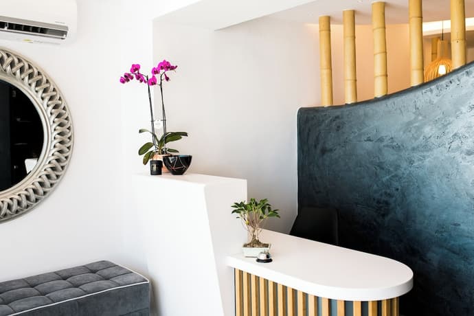 Margarita Hotel & Suites, Reception