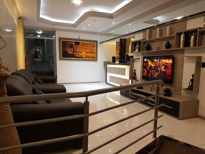 Lages Plaza Hotel, Reception