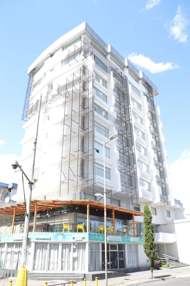 The Place Hotel, Primary image