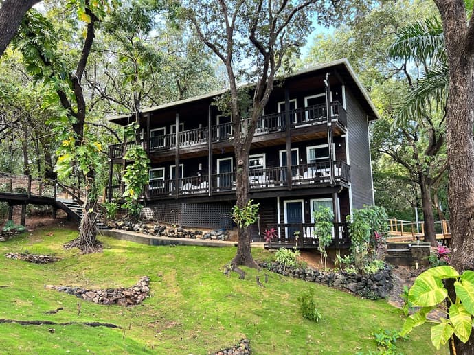 Upachaya, Primary image