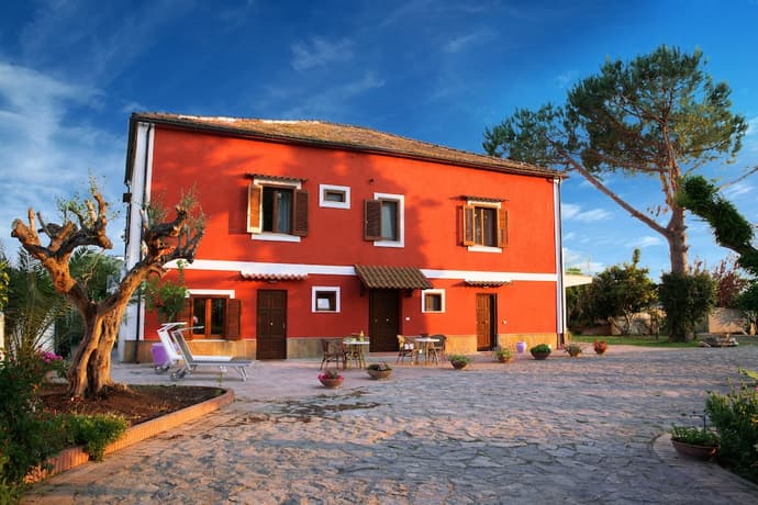 La Chora di Paestum, Primary image