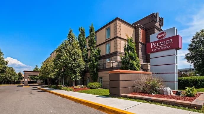 Best Western Premier Toronto Airport Carlingview Hotel, Primary image