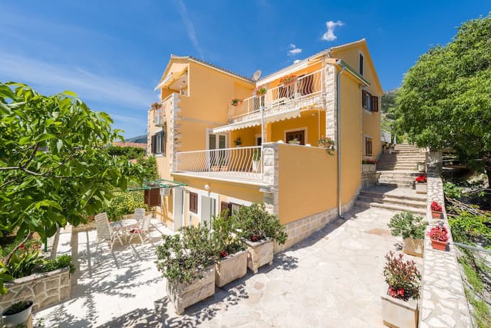 Apartments Nada, Primary image