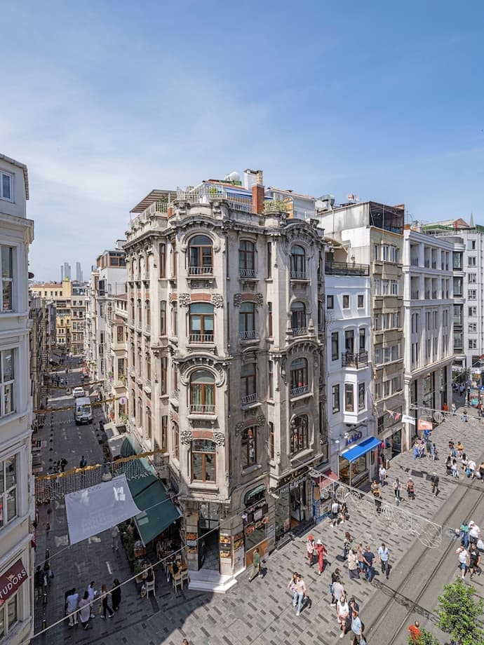 Ragıp Pasha Apartments, Primary image