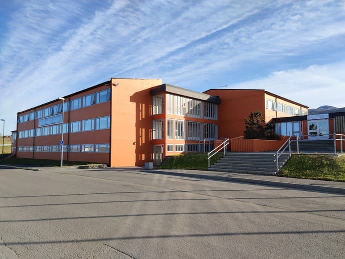 Hotel Mikligardur, Primary image