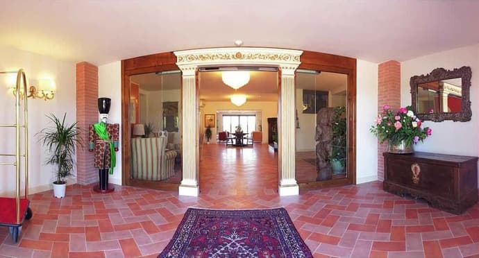 Antica Fornace, Primary image